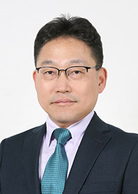 院長 パク・ソンチョル